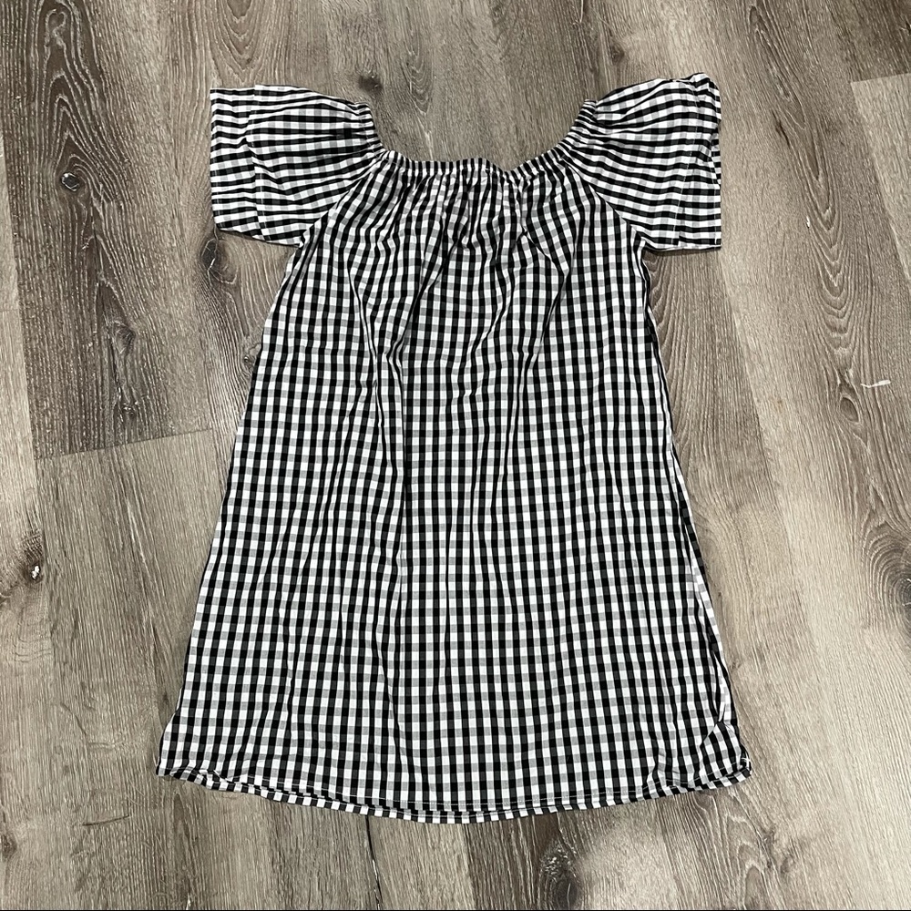 Gingham Offshoulder dress